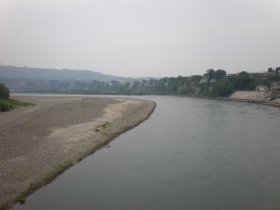 小千谷　旭橋からの信濃川の眺め
