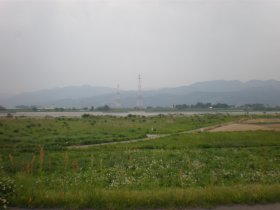 信濃川東側の風景