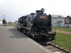 愛国駅の蒸気機関車
