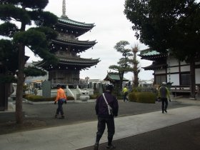 泉龍寺の三重塔
